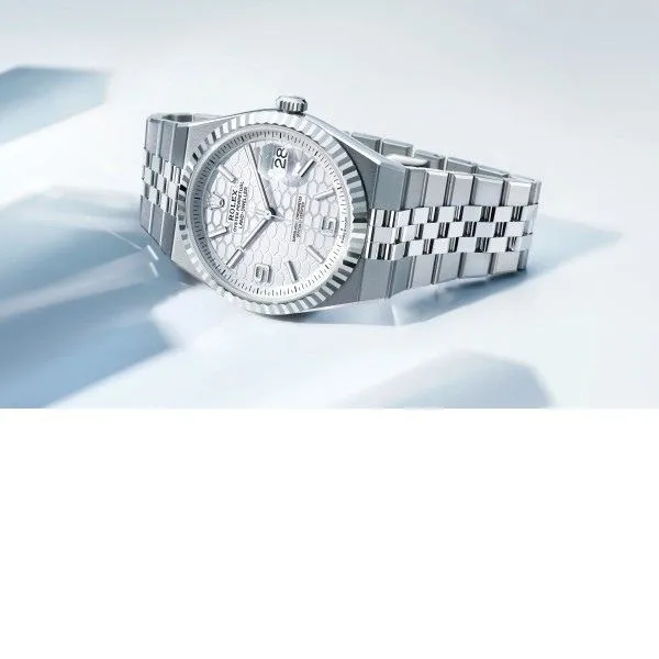 Rolex Land-Dweller